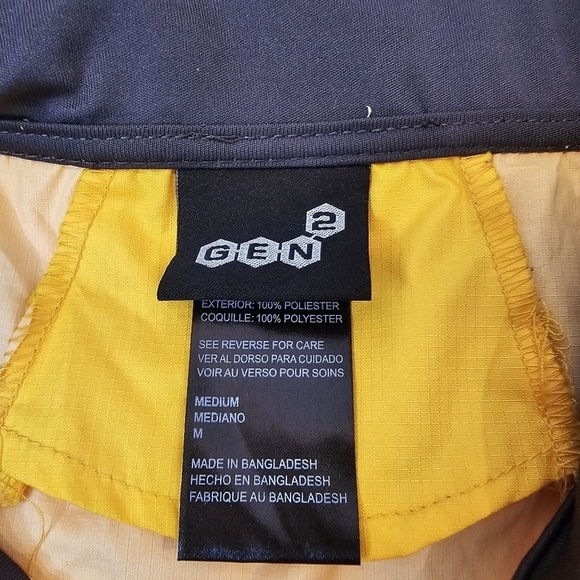 Iowa State University Half Zip pullover Men's Size Medium Yellow Windbreaker - Picture 3 of 11